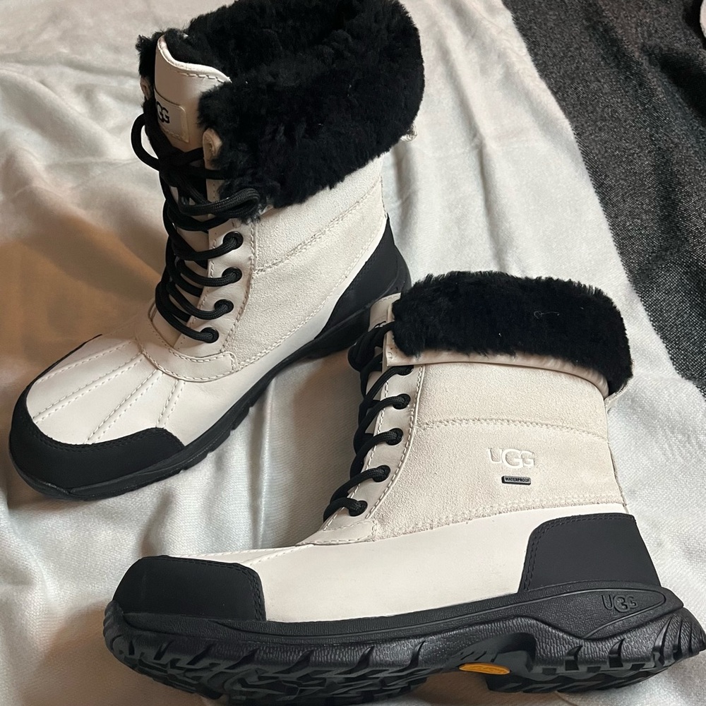 🥾NWOT UGG Adirondacks Waterproof Cold-weather Boots. Size 8.5